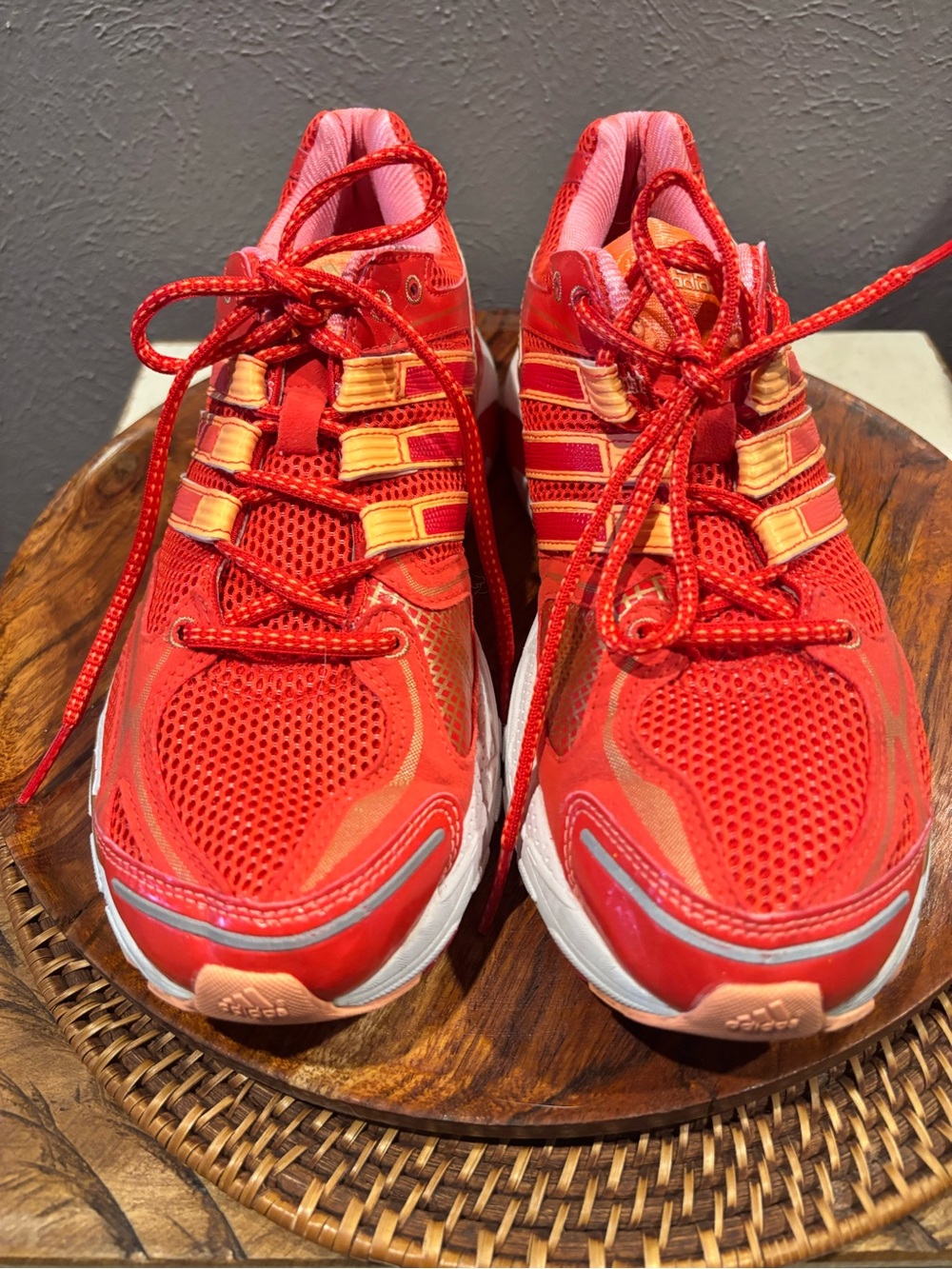 Men’s Vintage Adidas-size 10,5 US Very Good